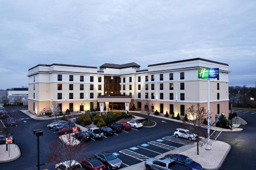Фотография гостиницы Holiday Inn Express Harrisburg West, an IHG Hotel