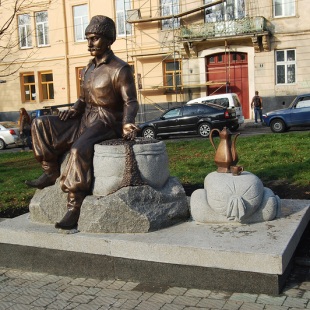 Фотография памятника Памятник Ю. Кульчицкому