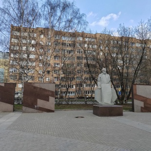 Фотография памятника Памятник Строителю