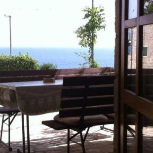 Фотографии гостевого дома 
            Apartments with a parking space Ivan Dolac, Hvar - 15483