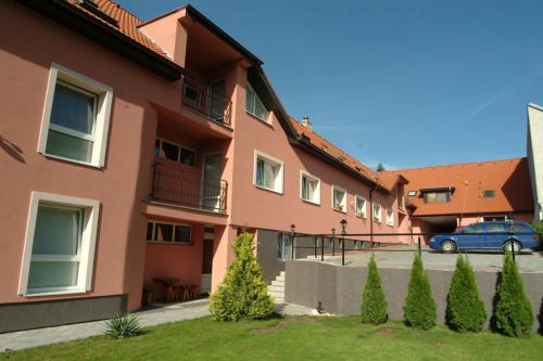 Фотографии гостевого дома
Penzión u MaMi