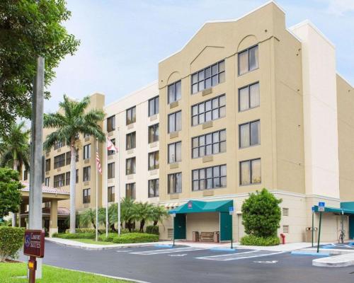 Фотография гостиницы Comfort Suites Miami