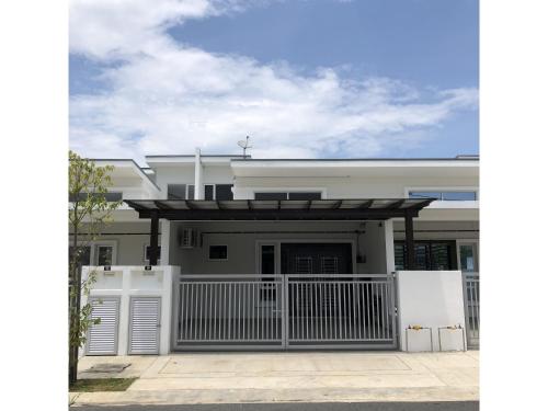 Фотография гостевого дома CasaStayz Kluang