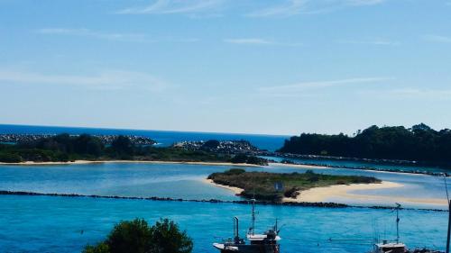 Фотография гостевого дома The Boathouse a 3 Bedroom House