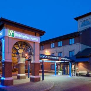 Фотографии гостиницы
Holiday Inn Express Strathclyde Park M74, Jct 5, an IHG Hotel
