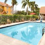 Фотография гостиницы TownePlace Suites Fort Lauderdale West