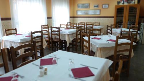 Фотография гостевого дома Hostal Restaurante La Masía