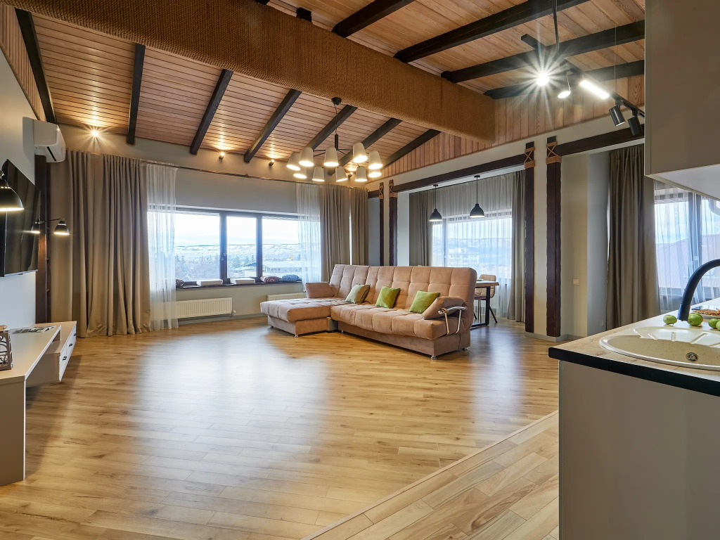 Фотография квартиры Апартаменты Миндаль Ирины Савельевой В центре у Каскадной лестницы и входа в Национальный парк