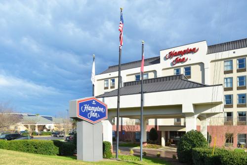 Фотография гостиницы Hampton Inn Henderson