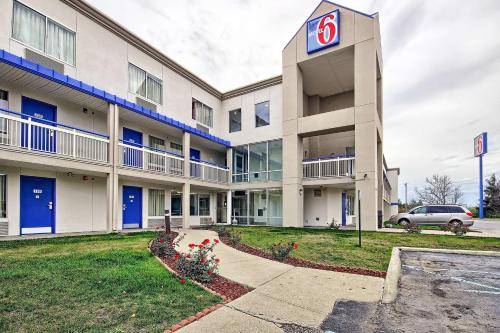 Фотография гостиницы Motel 6-Columbus, OH - West