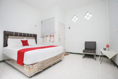 Фотография гостевого дома RedDoorz near Bundaran Kecil Palangkaraya
