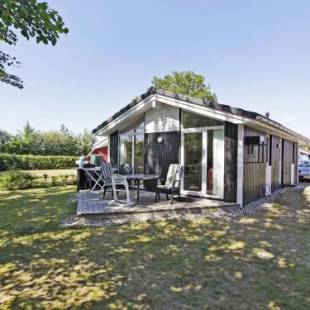 Фотографии гостевого дома 
            Two-Bedroom Holiday home in Grömitz 20