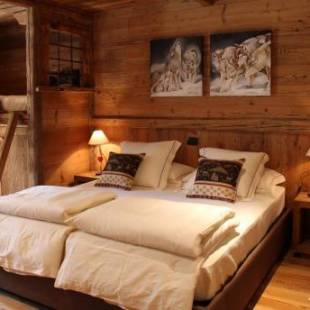 Фотографии мини отеля
Les Trompeurs chez Odette