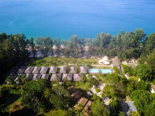 Фотография базы отдыха Long Beach Chalet - SHA Extra Plus