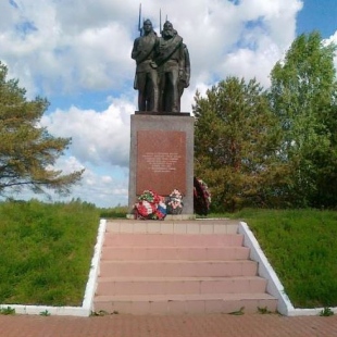 Фотография памятника Памятник погибшим ополченцам 