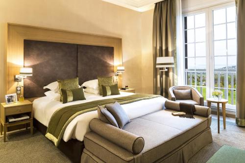 Фотография гостиницы Hôtel Barrière L'Hôtel du Golf