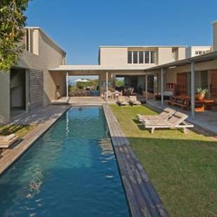 Фотографии гостиницы
Mosselberg on Grotto Beach