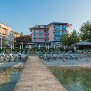 Фотографии гостиницы
Kriss Internazionale Hotel