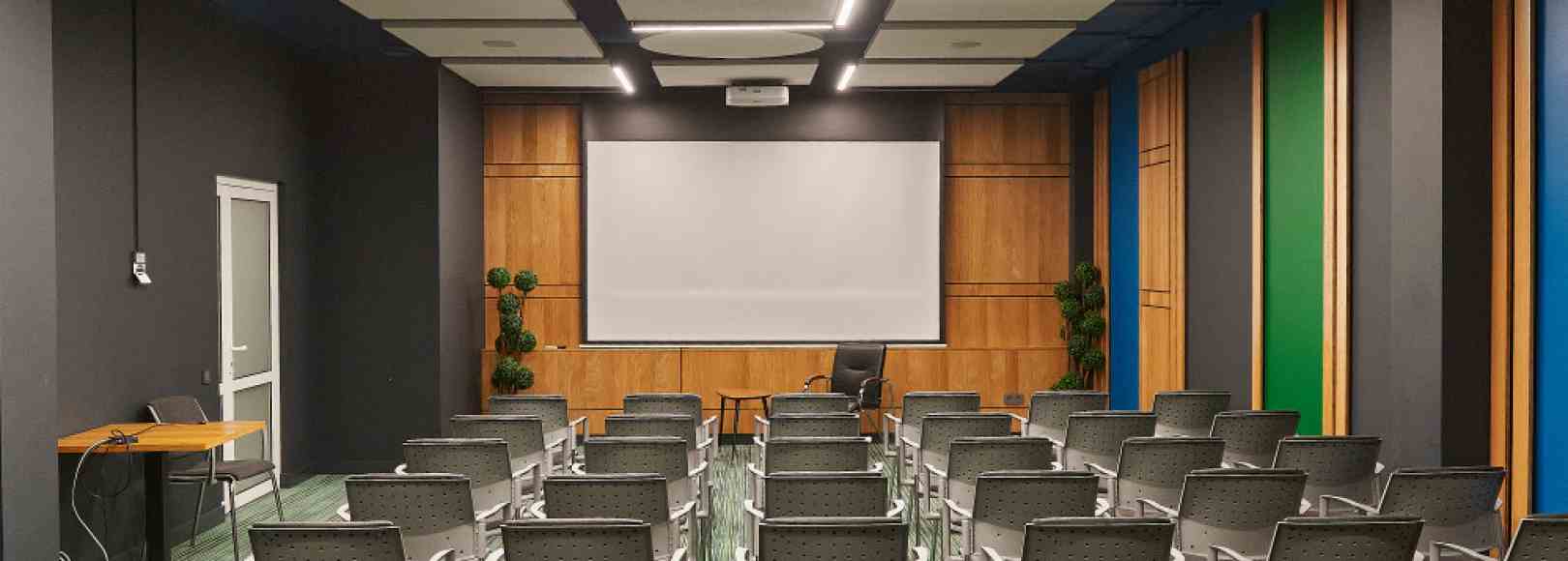 Фотография конференц-зала Малый зал инновационного центра Аквариум