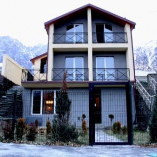 Фотография гостиницы Uptown Boutique Kazbegi