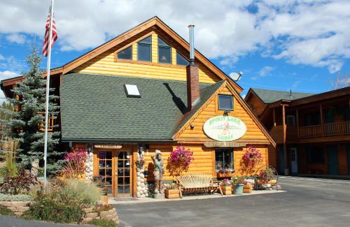 Фотография гостиницы Spirit Lake Lodge