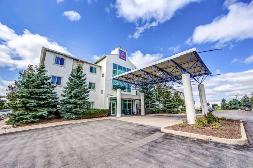 Фотография гостиницы Motel 6-Burlington, ON - Toronto West - Oakville