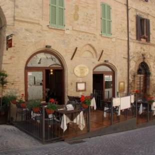 Фотографии гостиницы
Oro Rosso Hotel Ristorante