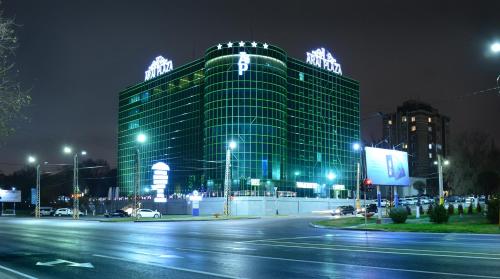 Фотографии гостиницы 
            Arai Plaza