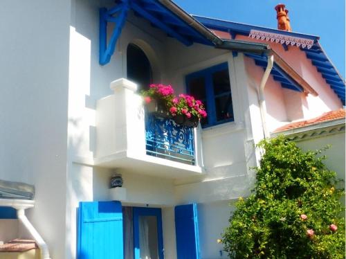 Фотография мини отеля Les Volets Bleus