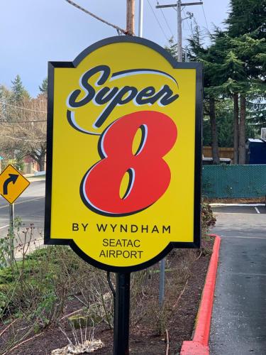 Фотография гостиницы Super 8 by Wyndham SeaTac Airport