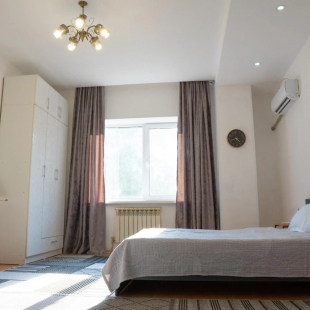 Фотография квартиры Квартира Уютная студия в центре города для 2-х гостей