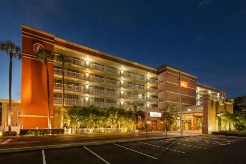 Фотография гостиницы Ramada by Wyndham Tampa Airport Westshore