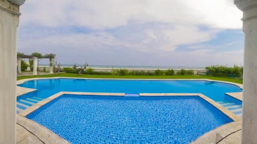 Фотография гостиницы Neemrana's - Bungalow on The Beach