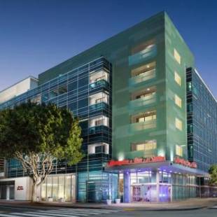 Фотографии гостиницы
Hampton Inn & Suites Santa Monica