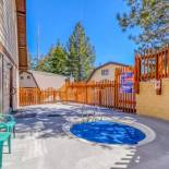 Фотография гостевого дома Mammoth View Villas 35