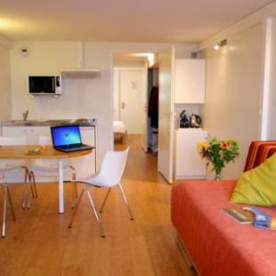 Фотографии гостиницы
Hôtel Pierre Blanche