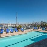 Фотография гостиницы Bay Club Hotel and Marina