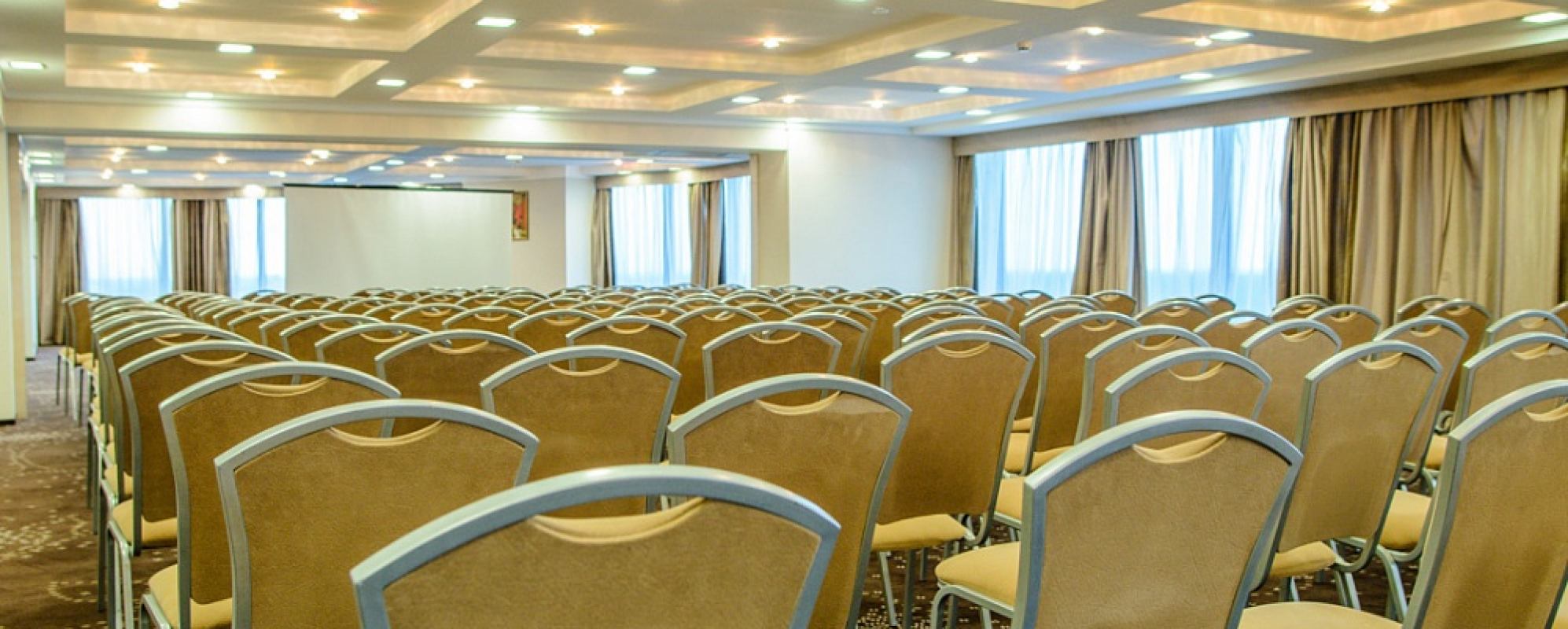 Фотографии конференц-зала Бриллиантовый