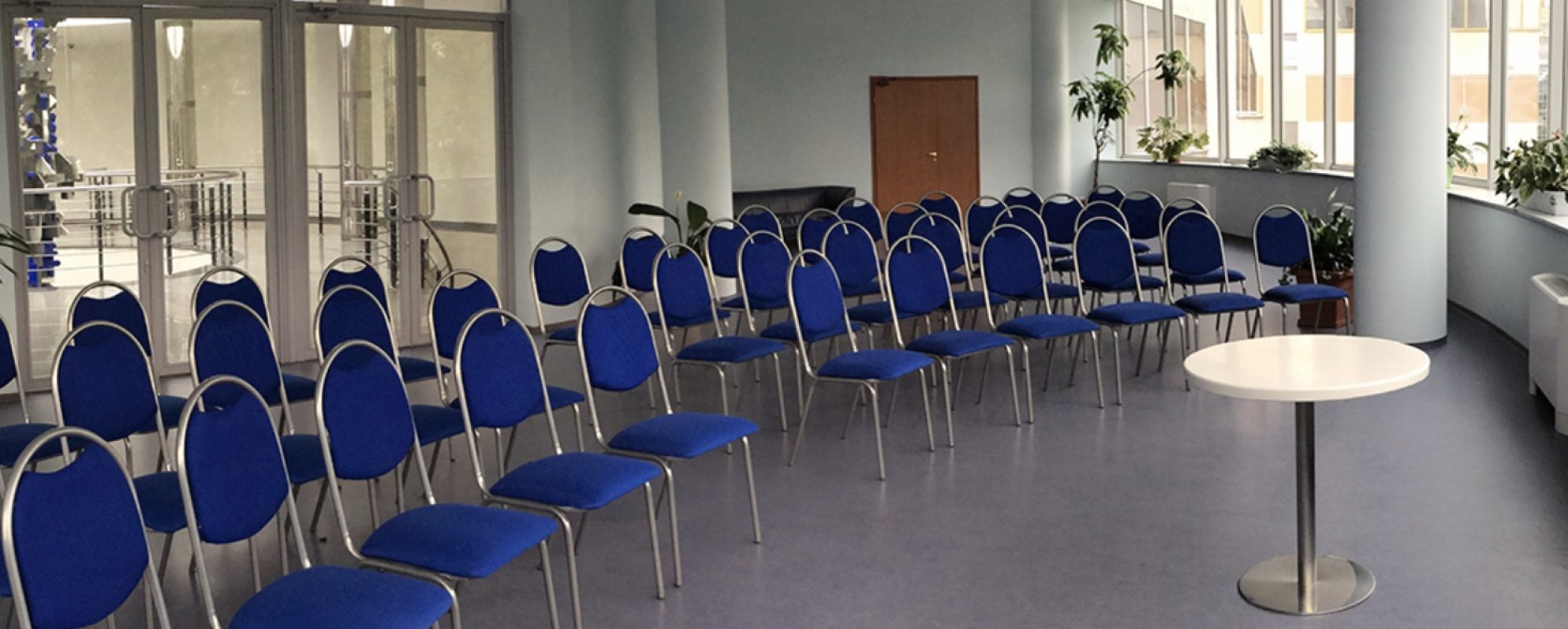 Фотографии конференц-зала WTCE Пресс-Холл