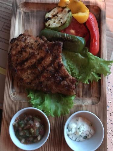 Фотографии мини отеля
Замок алтайских легенд