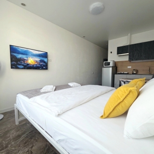 Фотография квартиры Апартаменты RoomOnDay в ЖК Смайл Арт 0014 13