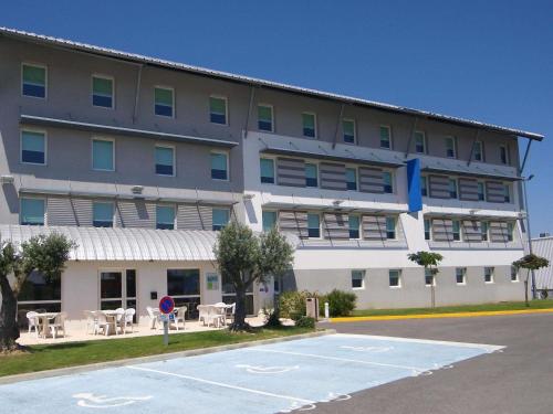 Фотография гостиницы ibis budget Carcassonne Aéroport - A61