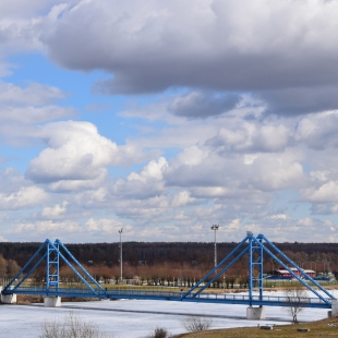 Фотография достопримечательности Подвесной мост через озеро Бельское