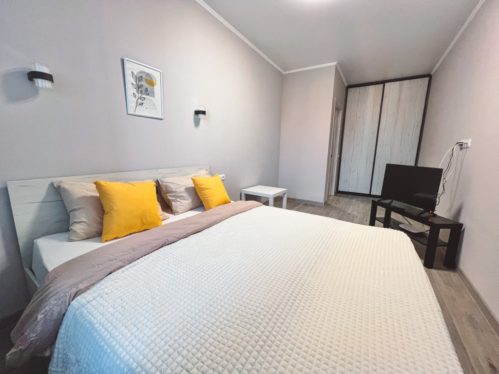 Фотография квартиры Апартаменты 1-комнатная квартира люкс Bedroom Suite в ЖК Старый центр