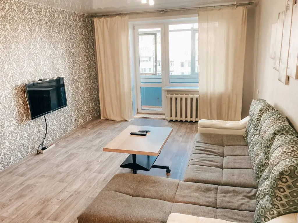 Фотография квартиры Апартаменты Четырехкомнатная Квартира на Первомайской