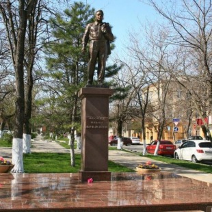 Фотография памятника Памятник Л.И. Брежневу