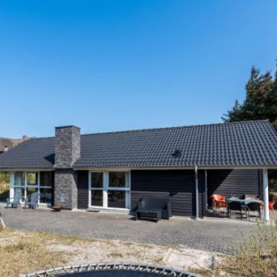 Фотография гостевого дома Holiday home Henne XXVIII