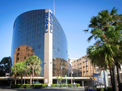 Фотография гостиницы Novotel Sydney Parramatta