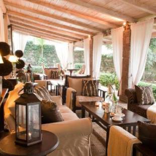 Фотографии гостиницы
Palacina The Residence & The Suites