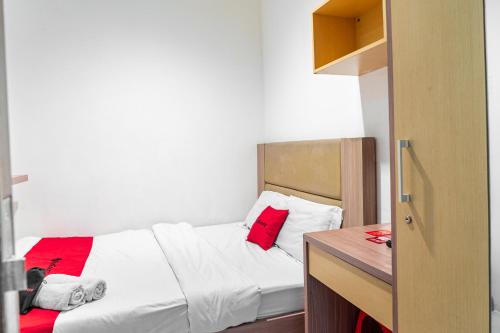 Фотография гостиницы RedDoorz Syariah @ Klojen Malang